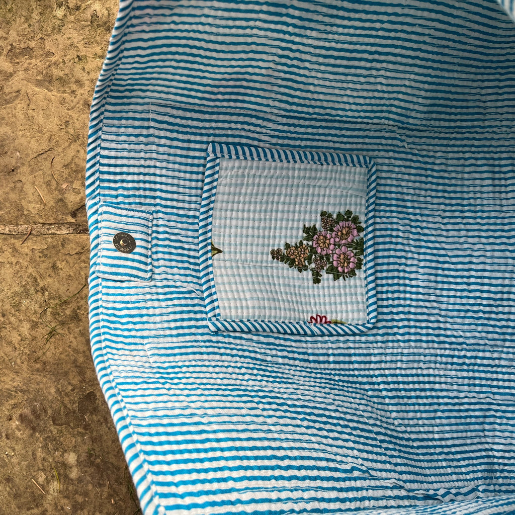 Flower POWA Tote- BLUE/WHITE