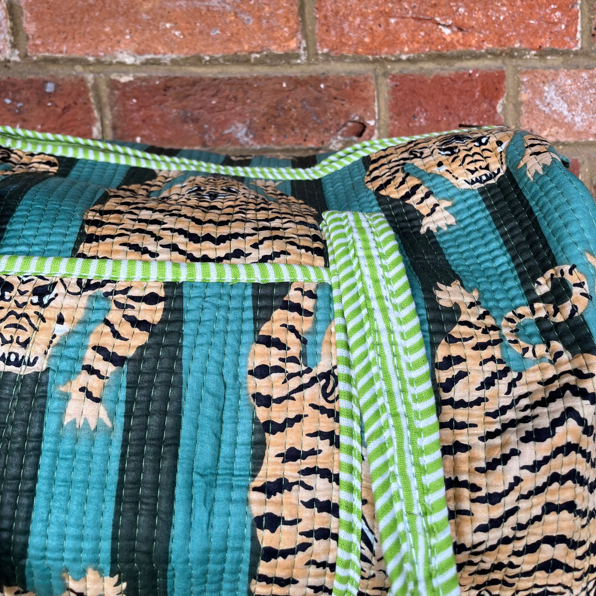 Tiger Duffel- GREEN